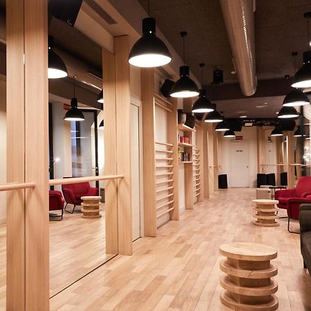 Latroupe Prado Hostel Madrid Dış mekan fotoğraf